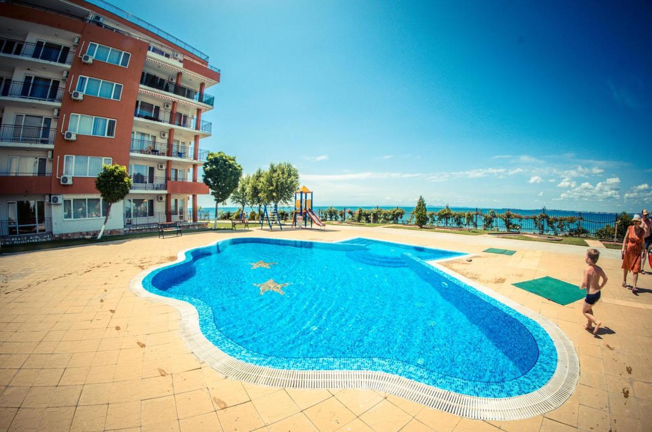 Grand Resort - Imperial Crown Fort Club - Prestige Apartments Elenite Exteriör bild