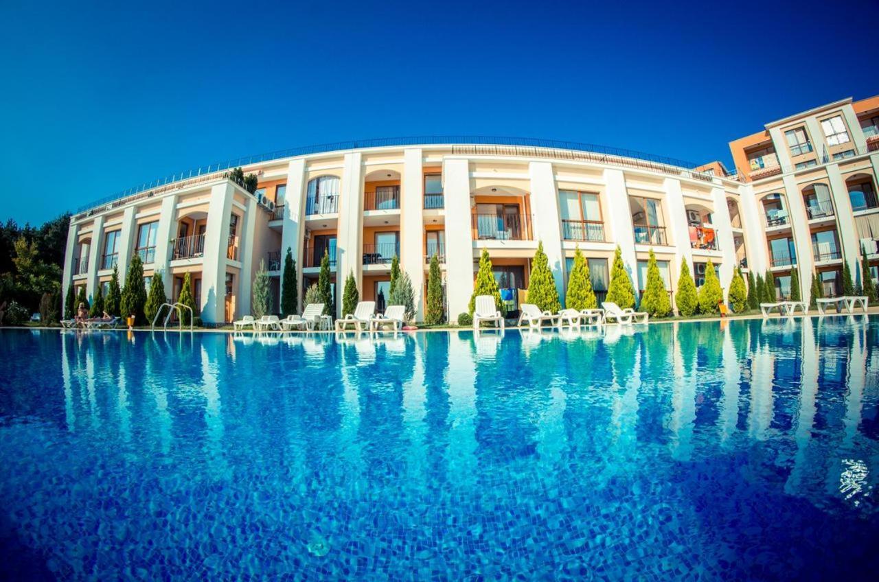 Grand Resort - Imperial Crown Fort Club - Prestige Apartments Elenite Exteriör bild